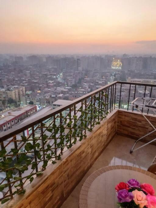 شقة فندقية ترى النيل والاهرامات Apartment Cairo