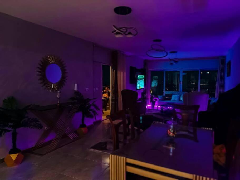 شقة فندقية ترى النيل والاهرامات Apartment